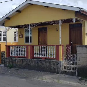 Auberge de jeunesse & Front